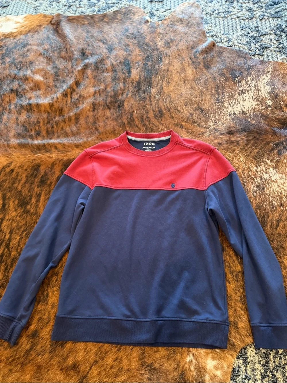 IZOD Performance Colorblock Crewneck Sweatshirt Red - Navy Stretch Men Size M